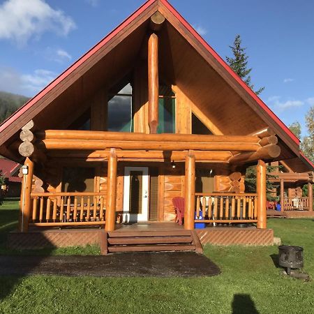 Willa Yoho Chalets Golden Zewnętrze zdjęcie
