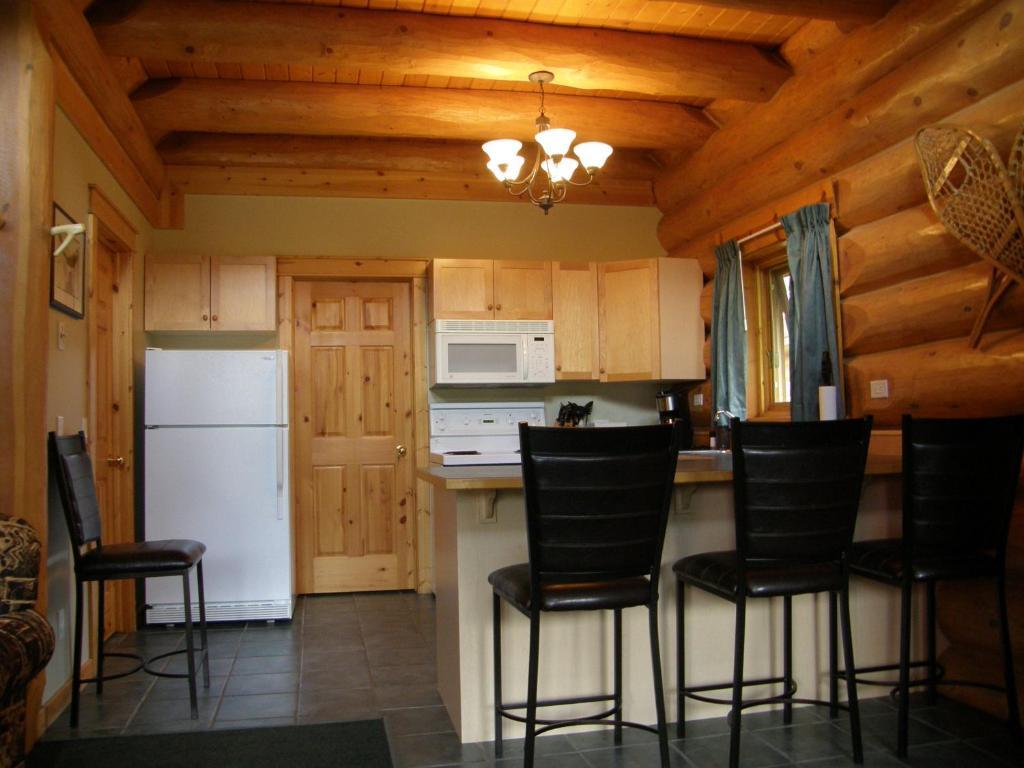 Willa Yoho Chalets Golden Pokój zdjęcie